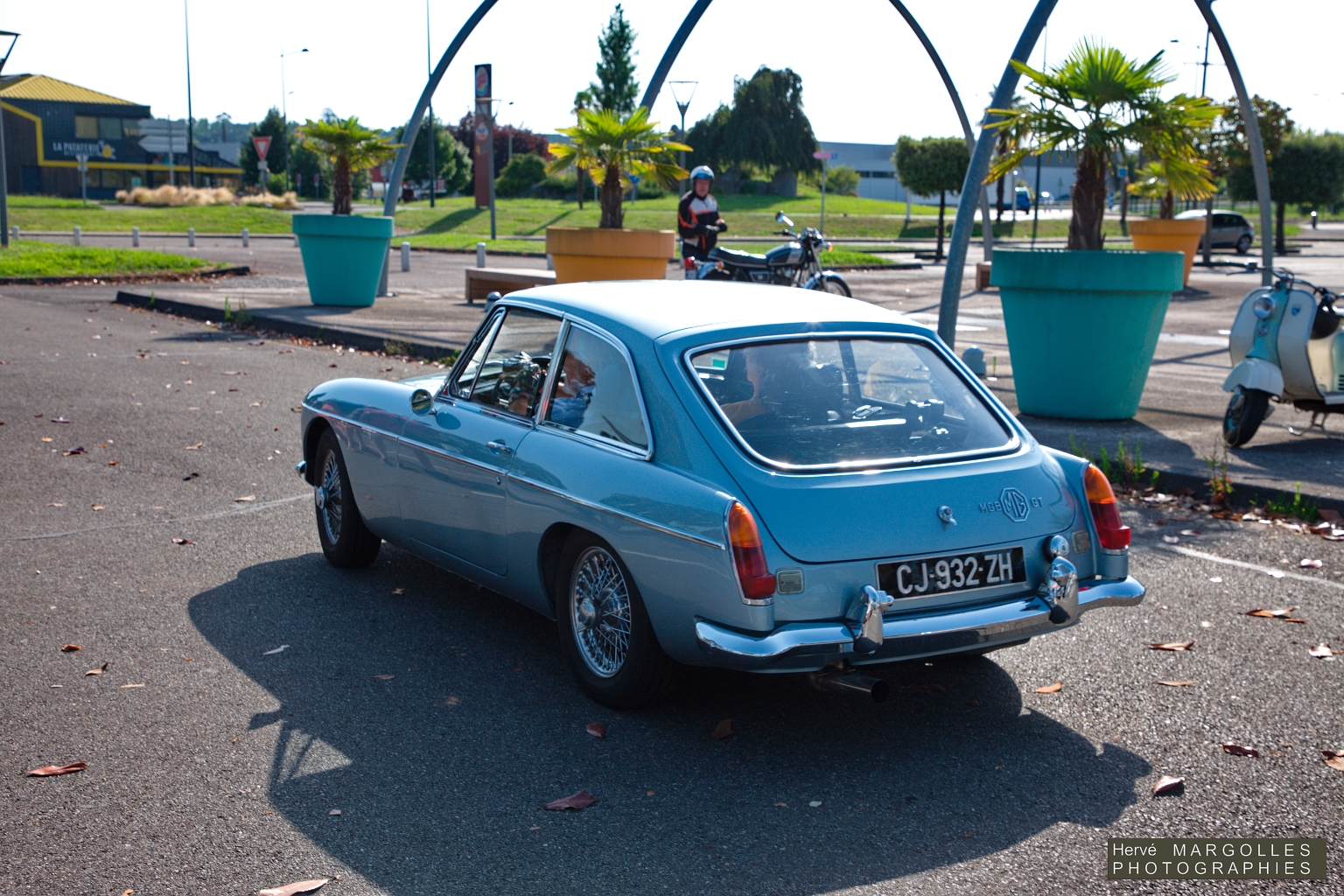 MG BGT-01.jpg